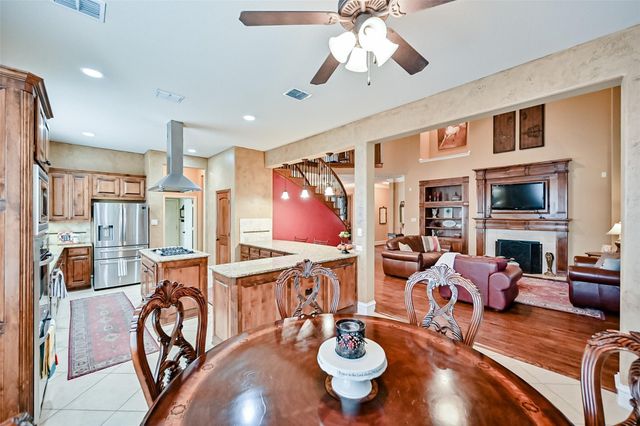 4203 Aston Lane, Mansfield, TX 76063