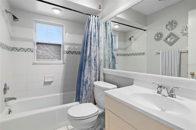 1446 FARMINGTON AVENUE, Deltona, FL 32725