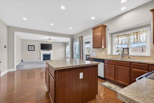 328 Primrose Circle, Richmond, KY 40475