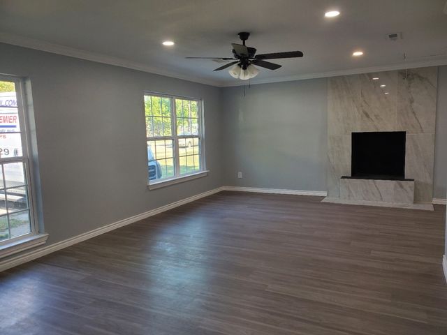 206 Springbranch Drive, Garland, TX 75043