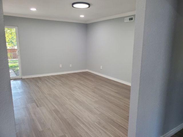 206 Springbranch Drive, Garland, TX 75043