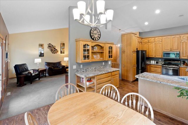 2922 88th Lane NE, Blaine, MN 55449