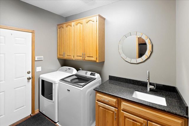 2922 88th Lane NE, Blaine, MN 55449