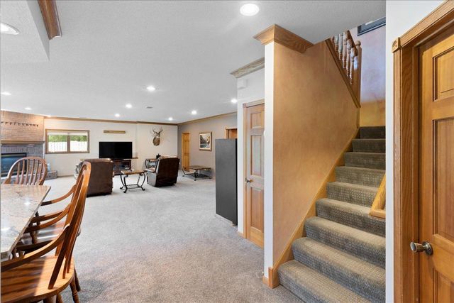 2922 88th Lane NE, Blaine, MN 55449