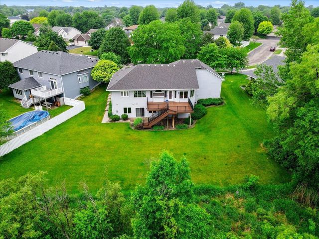 2922 88th Lane NE, Blaine, MN 55449