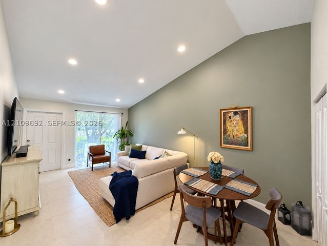 11169 NW 37th St ., Sunrise, FL 33351