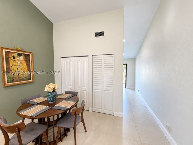 11169 NW 37th St ., Sunrise, FL 33351