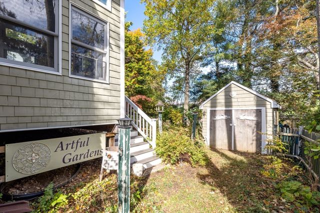 19 Deforest St, Boston, MA 02136