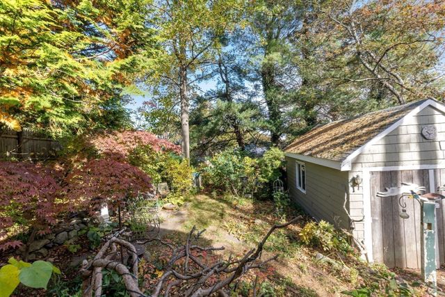 19 Deforest St, Boston, MA 02136