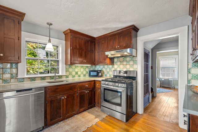 19 Deforest St, Boston, MA 02136