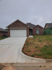 8502 NE 34TH PLACE Street, Oklahoma City, OK 73084