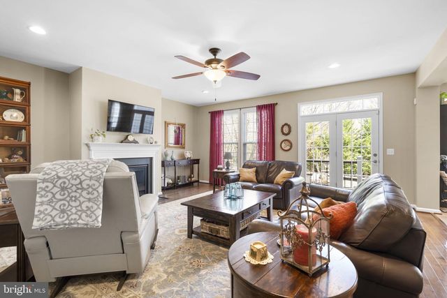 9323 CASTLE HILL RD, Springfield, VA 22153