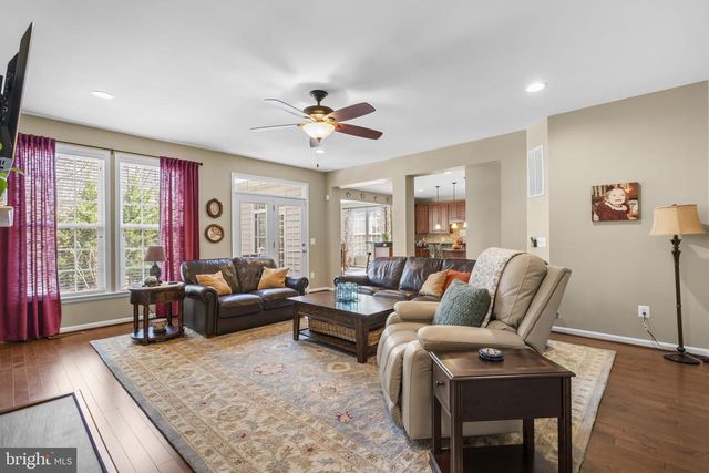 9323 CASTLE HILL RD, Springfield, VA 22153