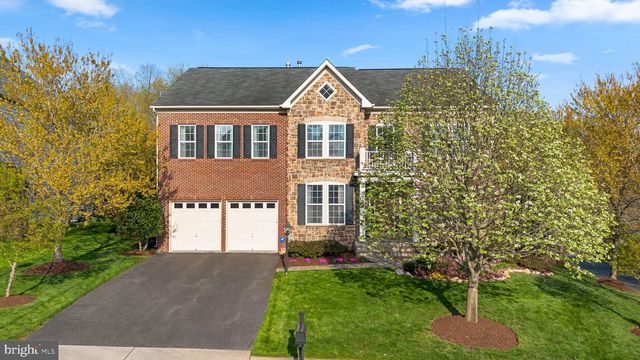 9323 CASTLE HILL RD, Springfield, VA 22153