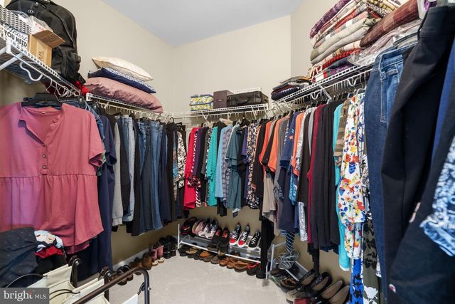 9323 CASTLE HILL RD, Springfield, VA 22153