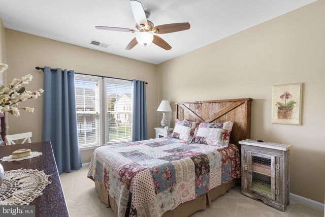 9323 CASTLE HILL RD, Springfield, VA 22153
