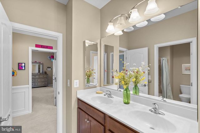 9323 CASTLE HILL RD, Springfield, VA 22153