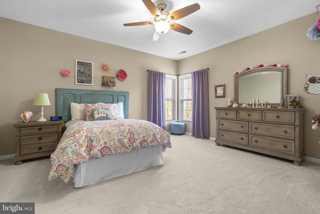 9323 CASTLE HILL RD, Springfield, VA 22153