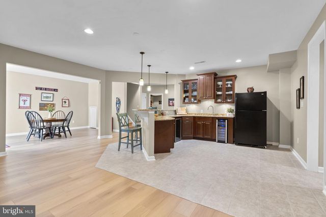 9323 CASTLE HILL RD, Springfield, VA 22153