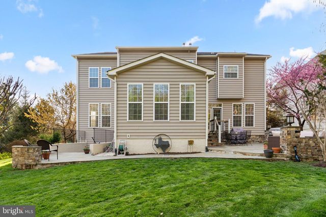9323 CASTLE HILL RD, Springfield, VA 22153