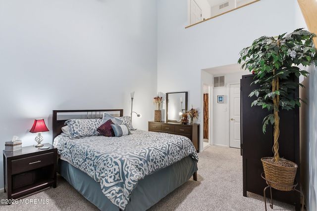 19 Phoenix Court, Tinton Falls, NJ 07712