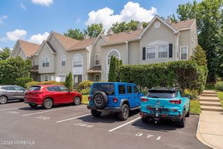 19 Phoenix Court, Tinton Falls, NJ 07712