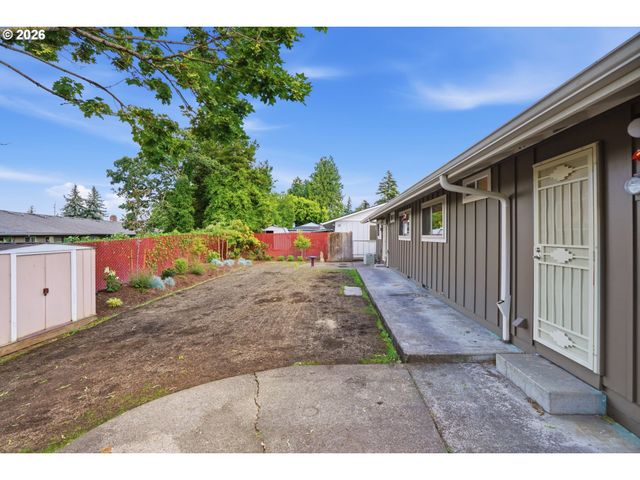 17867 Ne WASCO St, Portland, OR 97230