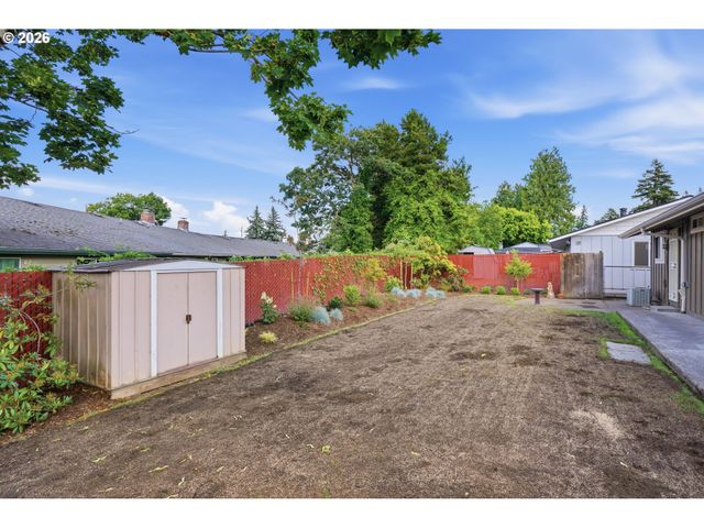 17867 Ne WASCO St, Portland, OR 97230