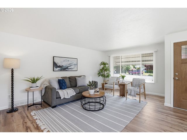 17867 Ne WASCO St, Portland, OR 97230