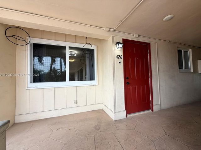 2041 NW 81st Avenue 426, Pembroke Pines, FL 33024