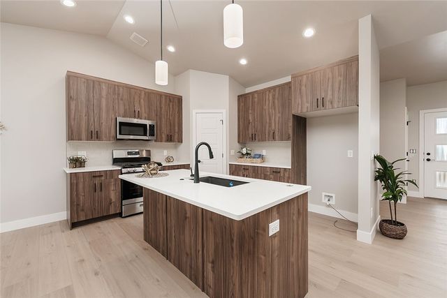 6333 Fresh Water LANE, Billings, MT 59106