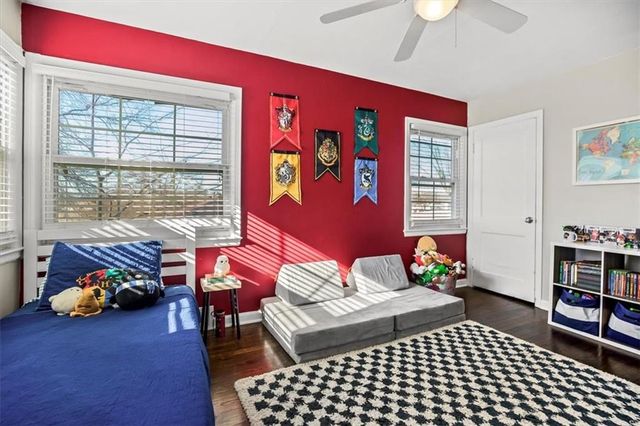 403 NE 61st Terrace, Kansas City, MO 64118