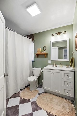 403 NE 61st Terrace, Kansas City, MO 64118