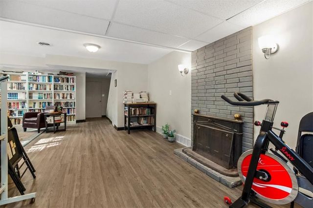 403 NE 61st Terrace, Kansas City, MO 64118