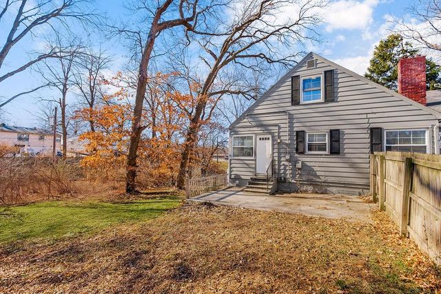 403 NE 61st Terrace, Kansas City, MO 64118