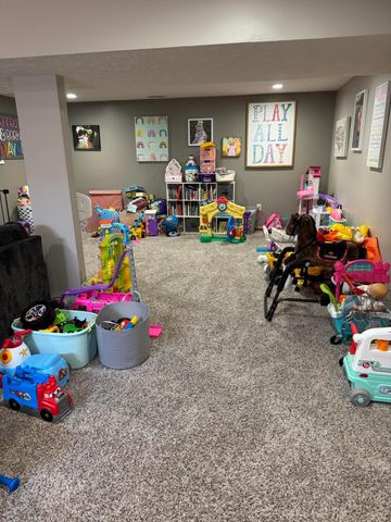 3875 Pinewood Avenue, Springfield, OH 45502