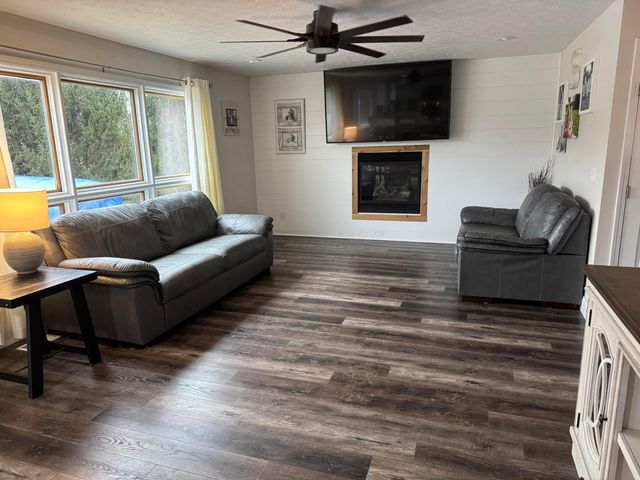 3875 Pinewood Avenue, Springfield, OH 45502