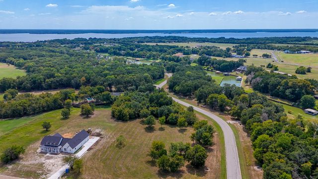 Lot 119 Boat Slip A11 Waters Edge Drive, Corsicana, TX 75109