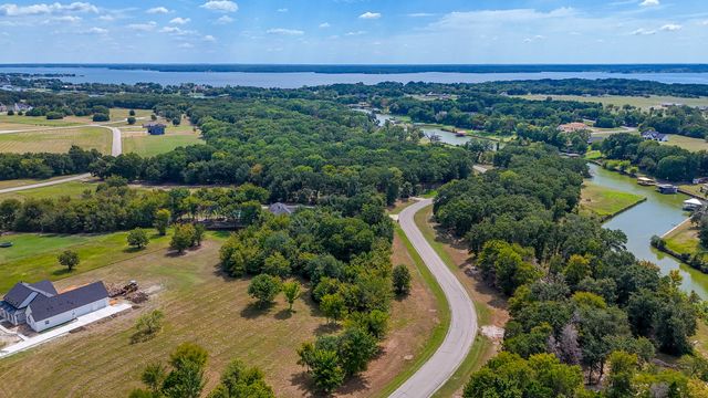 Lot 119 Boat Slip A11 Waters Edge Drive, Corsicana, TX 75109