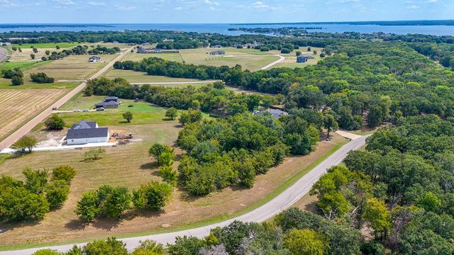 Lot 119 Boat Slip A11 Waters Edge Drive, Corsicana, TX 75109