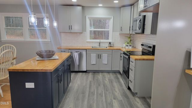 6561 Huntsboro Road, Oxford, NC 27565