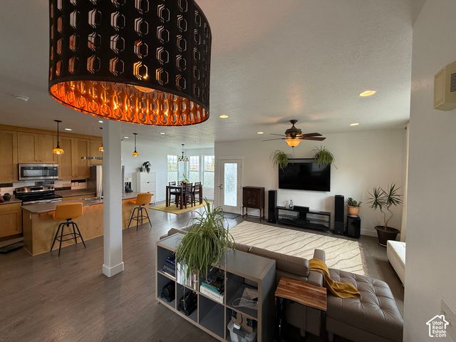 5068 W BEAR TRAP DR, South Jordan, UT 84009
