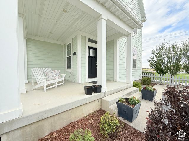 5068 W BEAR TRAP DR, South Jordan, UT 84009