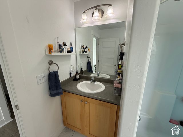 5068 W BEAR TRAP DR, South Jordan, UT 84009
