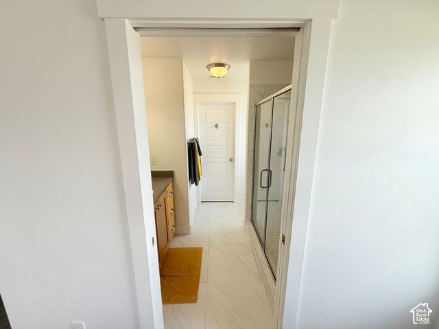 5068 W BEAR TRAP DR, South Jordan, UT 84009