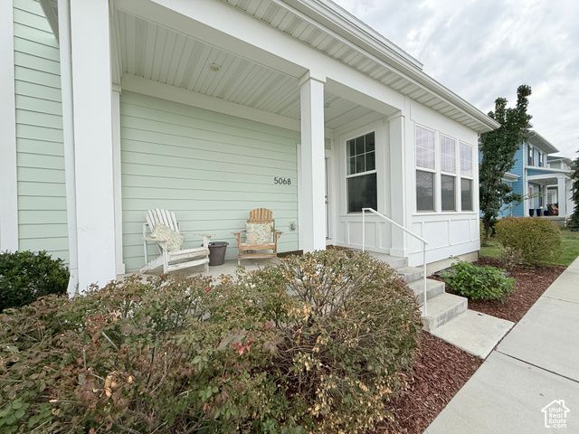 5068 W BEAR TRAP DR, South Jordan, UT 84009