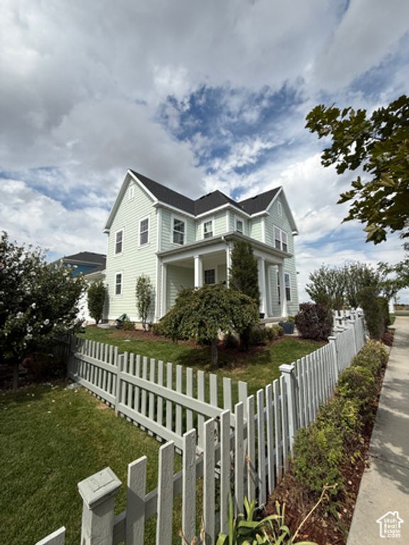 5068 W BEAR TRAP DR, South Jordan, UT 84009
