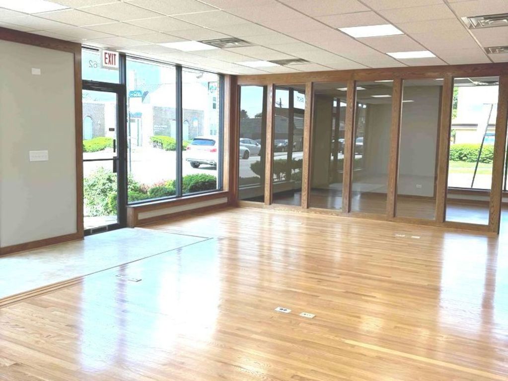7060-62 W Higgins Avenue, Chicago, IL 60656 — photo 2