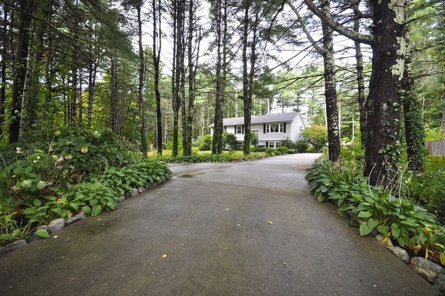 125 Walnut St, Bridgewater, MA 02324