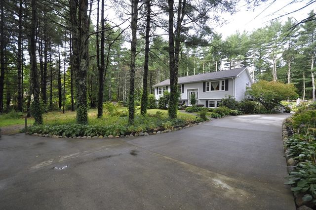 125 Walnut St, Bridgewater, MA 02324